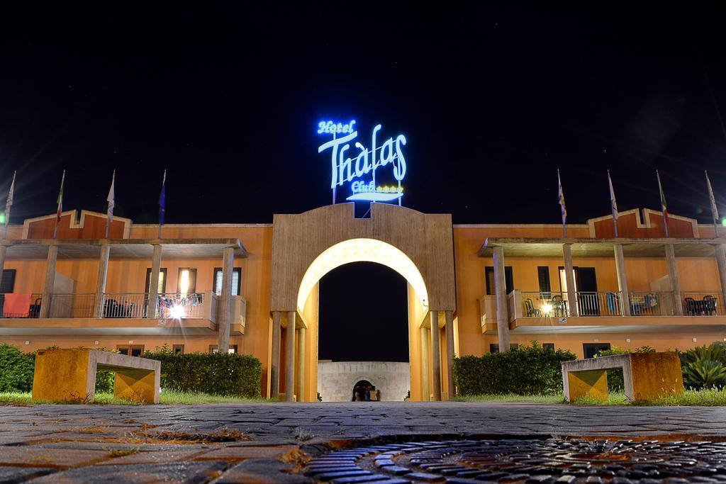 Hotel Thàlas Club Torre dell'Orso Extérieur photo